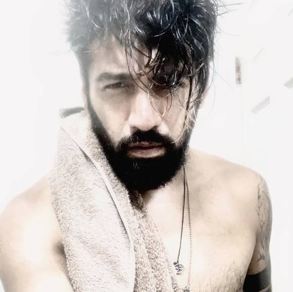 Meet your Posher, Chase - Picture 1 of 1